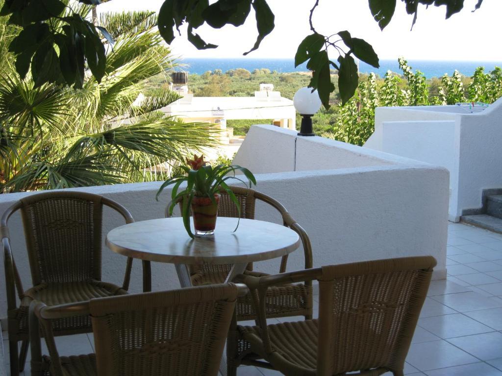 Villa Angela Istron Rum bild