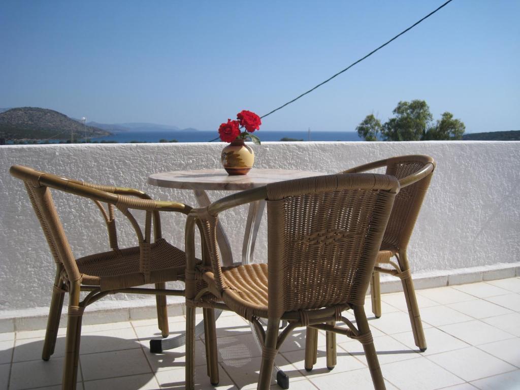 Villa Angela Istron Rum bild